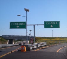 Autostrade siciliane: chilometri di sprechi.