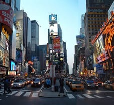 Rivoluzione a Times Square da oggi è isola pedonale