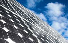 Gli incentivi per chi sostituisce l’amianto con i pannelli fotovoltaici