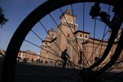 Ferrara, la smart city che vive a pedali