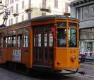 Palermo, ci sono le carrozze del tram ma mancano le rotaie