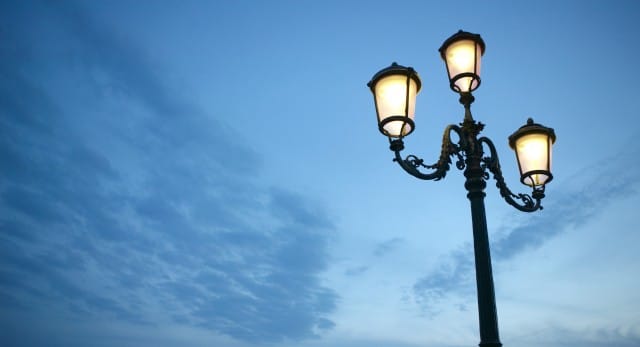 Lampioni intelligenti a Prato: taglio dei costi del 35 per cento