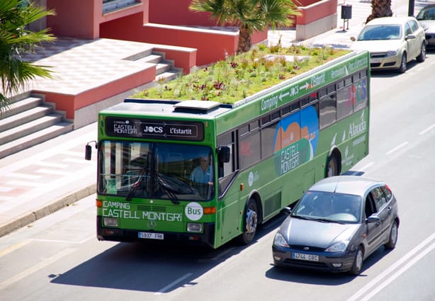 Phyto Kinetic, in Spagna, a Girona, l'autobus con il tetto verde