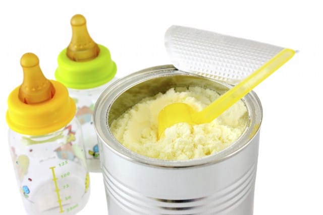 Lo scandalo dei prezzi italiani del latte in polvere per neonati