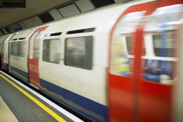 A Londra, grazie all’innovativo sistema Click e Collect, la spesa si ritira in metro