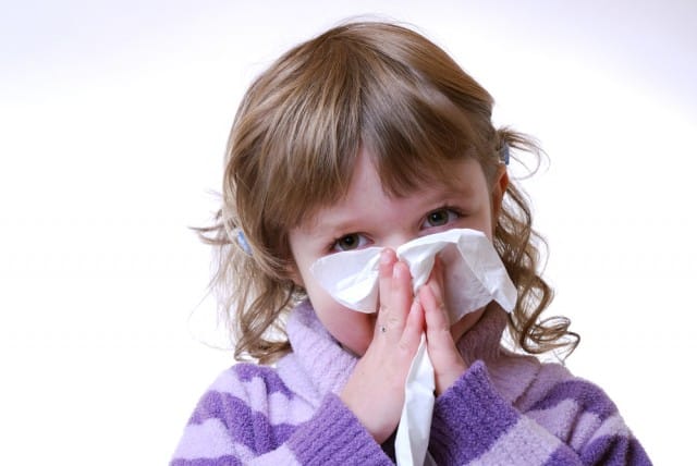 Come far passare il raffreddore dei bambini