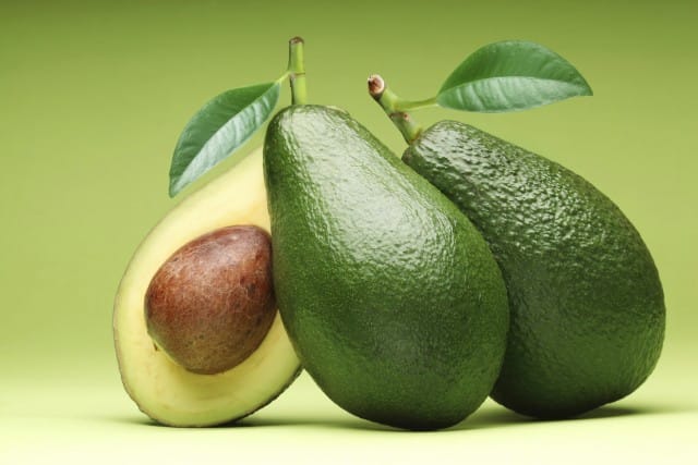 L’avocado 100 per cento made in Italy, biologico e solidale di Altromercato