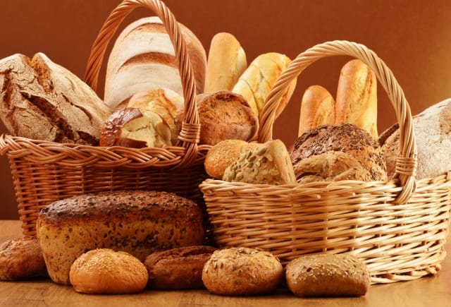 Consumo di pane: diminuisce in Italia perché ne sprechiamo meno in casa