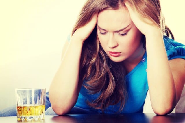 Alcol e donne: il rischio tumore al seno aumenta del 75 per cento