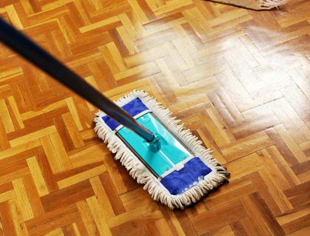 come pulire casa prima delle vacanze 