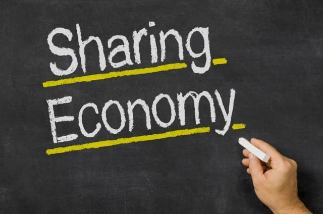 Sharing economy: il rischio che i giganti del web uccidano il baratto