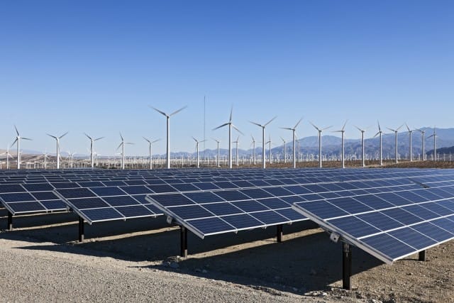 Energie rinnovabili, il record del Portogallo. Per quattro giorni luce e corrente solo da queste fonti