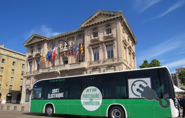 Bus in Francia solo elettrici, a Parigi siamo già al 22  per cento del parco mezzi. A Marsiglia un’intera linea (foto)