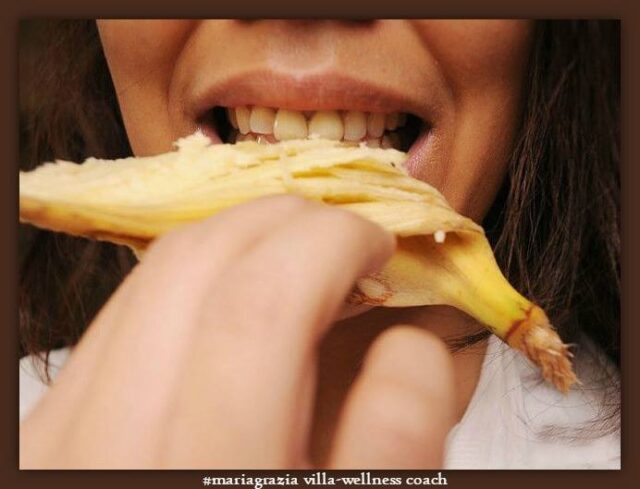 Banana per sbiancare denti