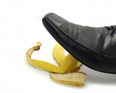 Buccia banana per pulire scarpe