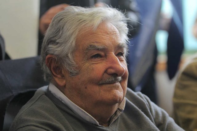 La politica è una lotta per la felicità di tutti (Pepe Mujica)