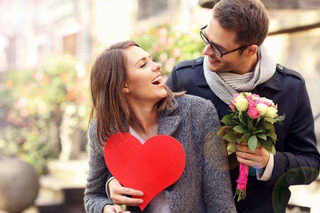 San Valentino con una domanda: Come mai le donne preferiscono una merendina all’amore?
