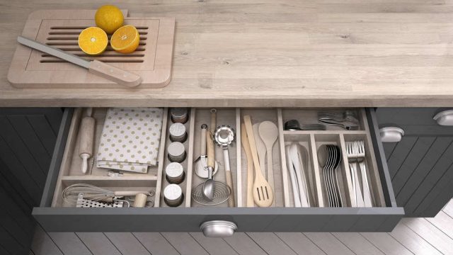 Cucina, i consigli per organizzarla e tenerla sempre in ordine (foto)
