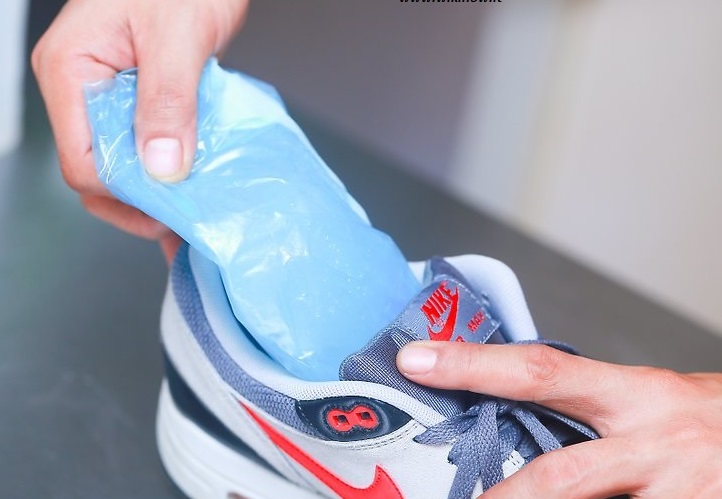 Come si allargano le scarpe strette