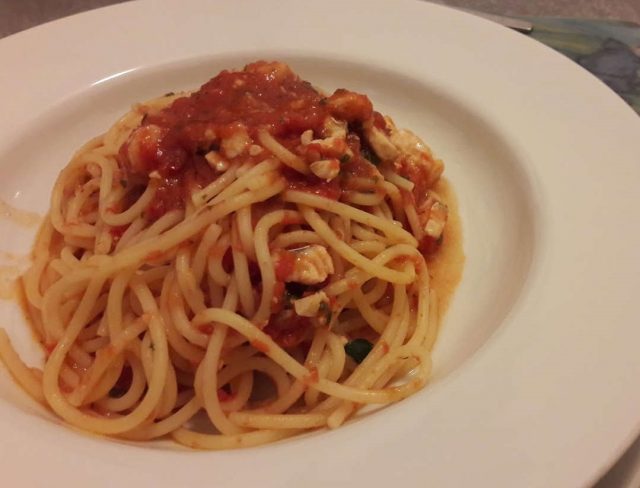 ricetta spaghetti con sugo di gallinella