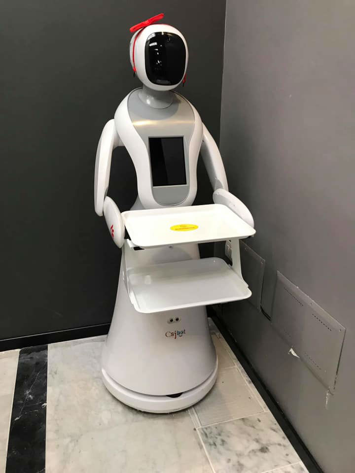robot al posto dei camerieri