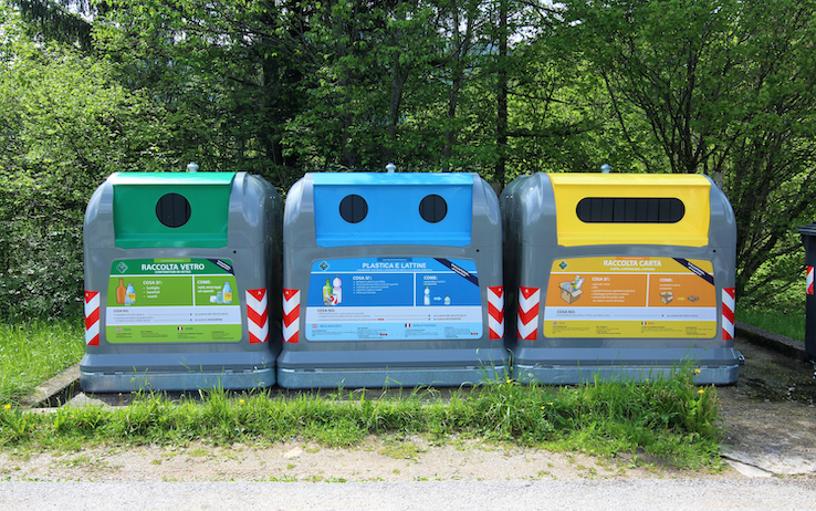 Riciclo rifiuti, gli italiani sopra la media europea ma c’è ancora tanto da fare