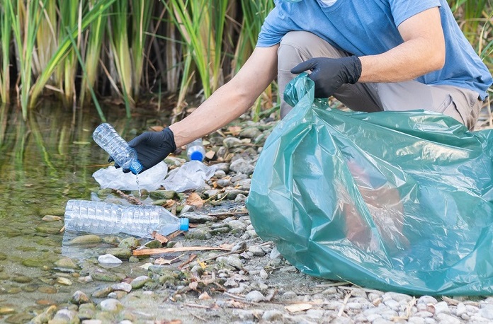 Inquinamento dei fiumi: parte da qui la plastica che arriva nei nostri mari