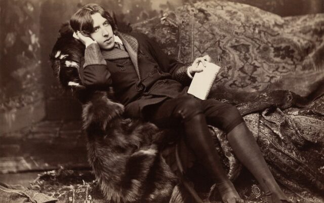 Meglio che tacere e apparire stupidi che aprire bocca e togliere ogni dubbio Oscar Wilde